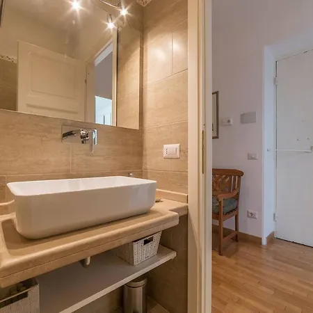 Cs Termini Nazionale Apartments Rome Exterior photo